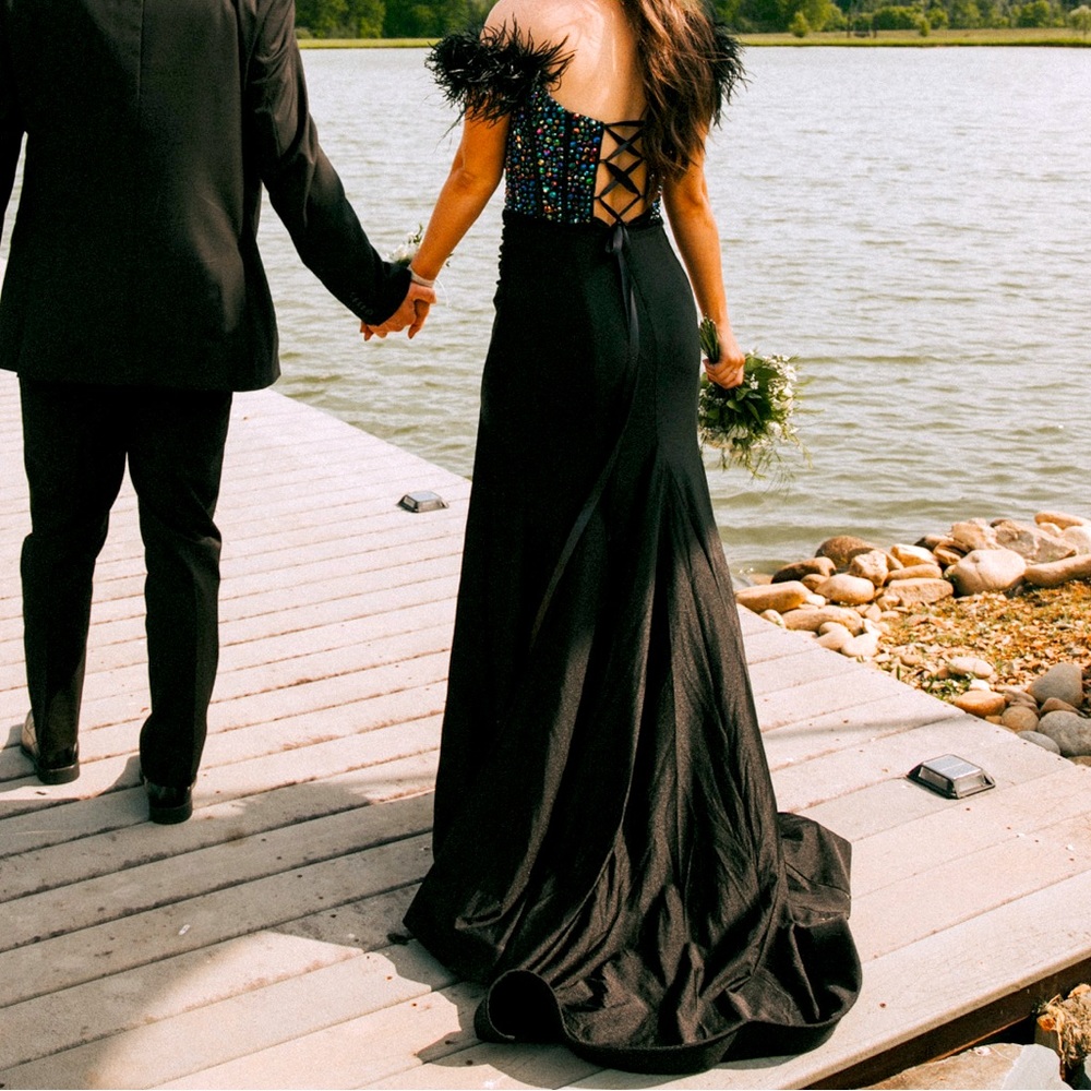 Sherri Hill 55283 Black Prom Gown Size 0